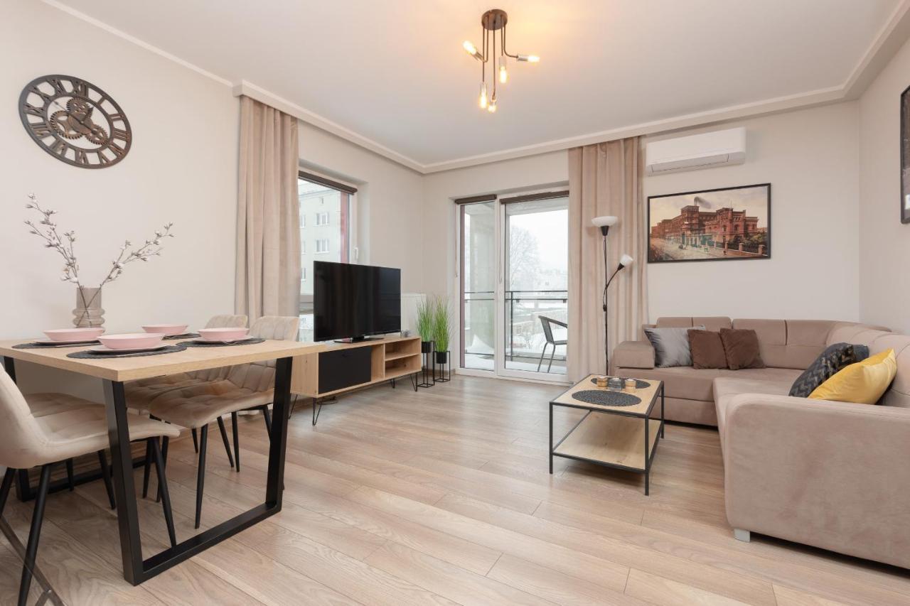 Modern One Bedroom Apartment With Parking In Lodz By Renters Prestige Exterior foto
